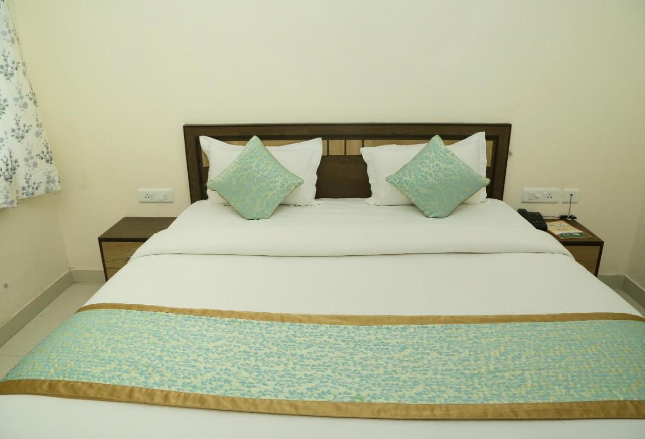 Hotel Cheelgadi Jaipur Eksteriør billede