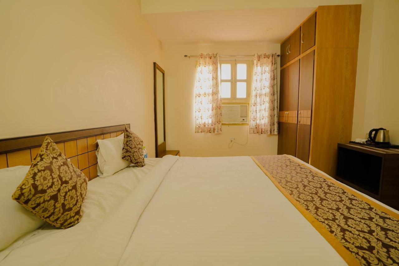 Hotel Cheelgadi Jaipur Eksteriør billede
