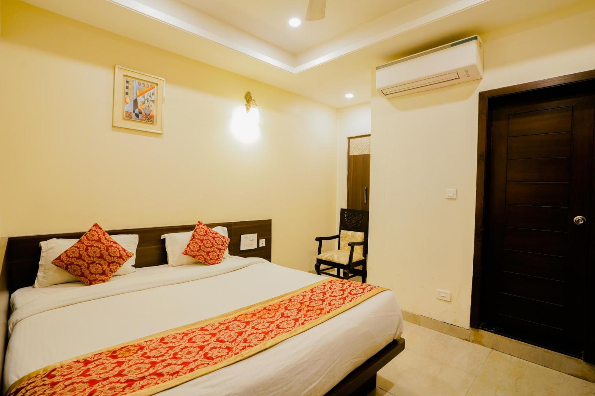 Hotel Cheelgadi Jaipur Eksteriør billede