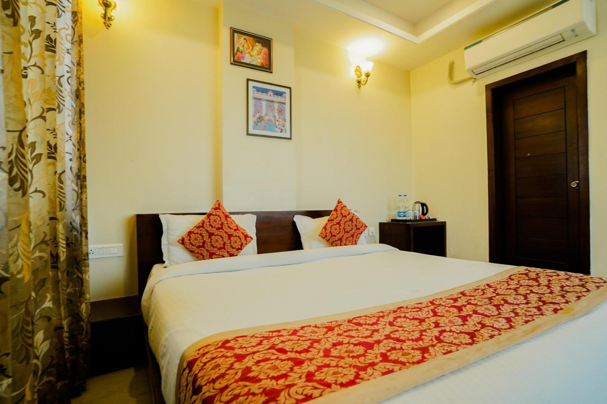 Hotel Cheelgadi Jaipur Eksteriør billede
