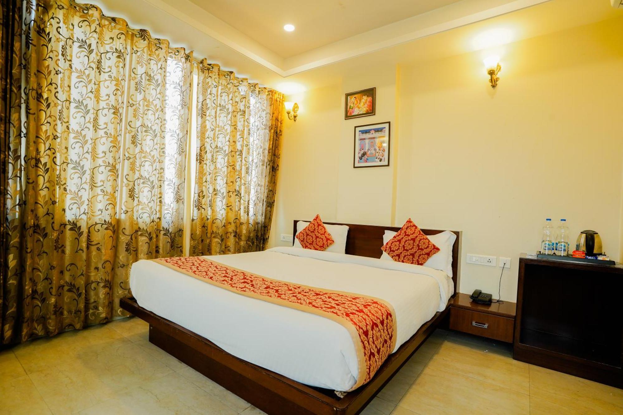 Hotel Cheelgadi Jaipur Eksteriør billede